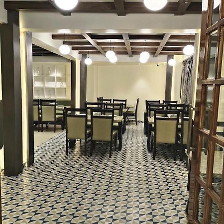 Serenity Taksa Palace Hotel Darjeeling  Ngoại thất bức ảnh