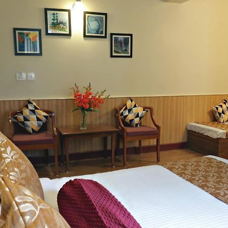 Serenity Taksa Palace Hotel Darjeeling  Ngoại thất bức ảnh