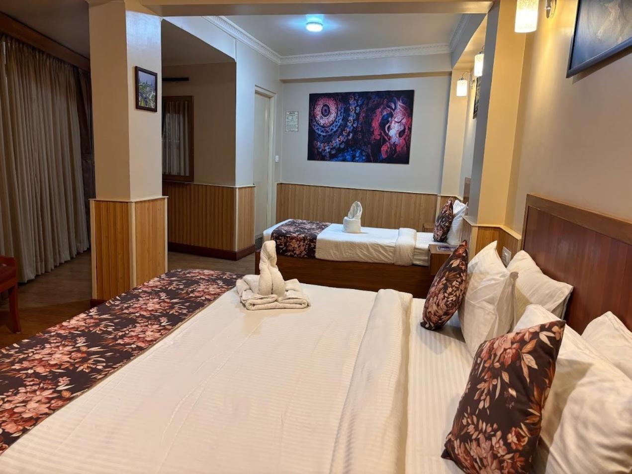 Serenity Taksa Palace Hotel Darjeeling  Ngoại thất bức ảnh